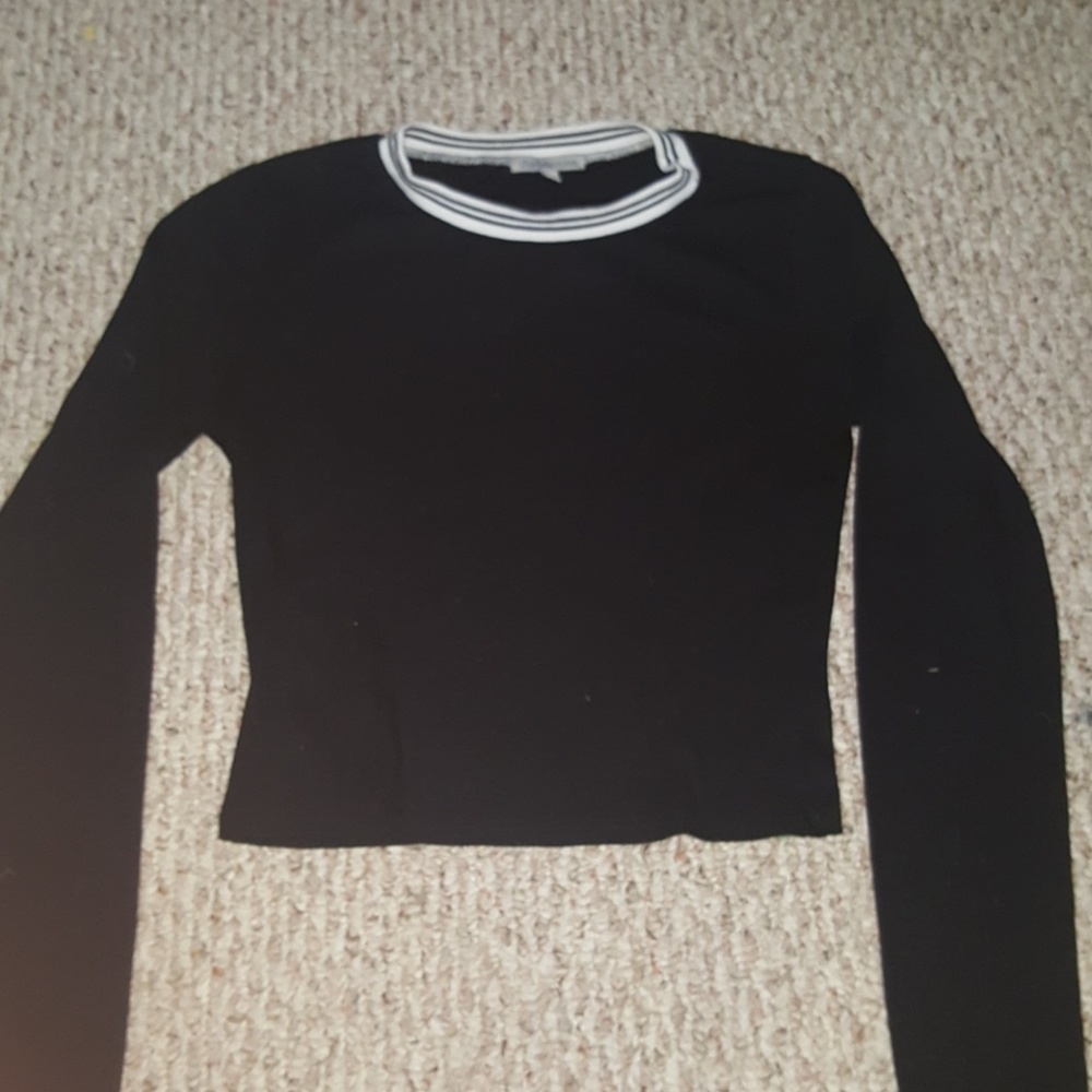 Cropped long sleeve